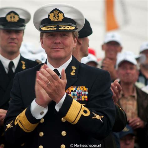 Koning Willem Alexander in marine uniform | Koninklijke familie, Militair, Zee fotografie