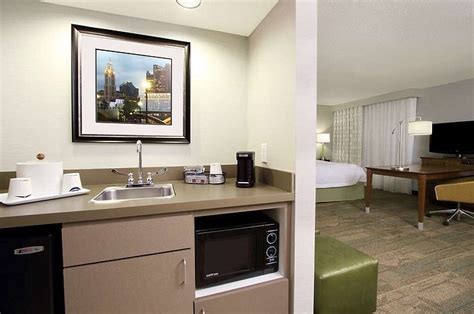 HAMPTON INN & SUITES COLUMBUS HILLIARD - Updated 2023 Prices & Hotel Reviews (Ohio)