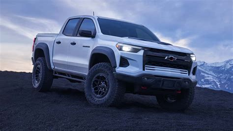 2024 Chevrolet Colorado Drops Mid-Range Engine Option [UPDATE]