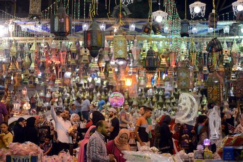 Egyptians prepare for the holy month of Ramadan - Arabianbusiness