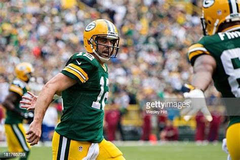 Aaron Rodgers Touchdown Celebrate Photos and Premium High Res Pictures ...