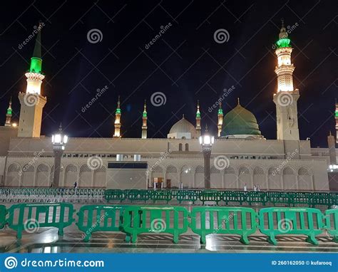 Beautiful View of Masjid Al Nabawi, Madinah at Night. Stock Photo ...