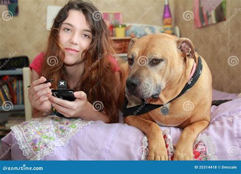 Happy Teen Girl Dog Royalty Free Stock Photos - Image: 25314418