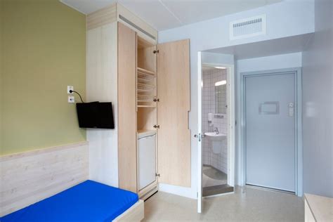 A cell in the Halden prison, Halden, Norway : r/Prison