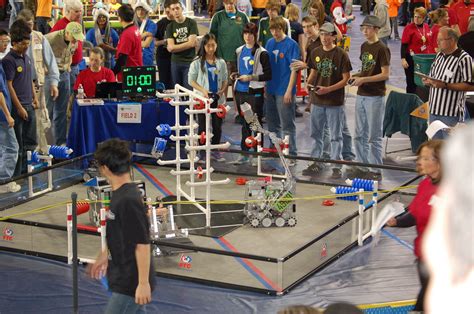 Area high school student robotics teams prepare for FIRST competitions | PennLive.com