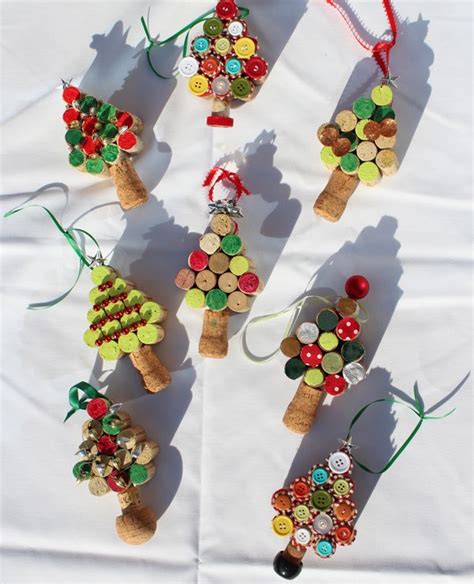 10 DIY wine cork Christmas decoration ideas - La Mancha Wines