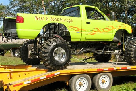 The Pocomoke Public Eye: 187 East Performance Mud Bog Team &"Touch A Truck" in Parksley - Saturday