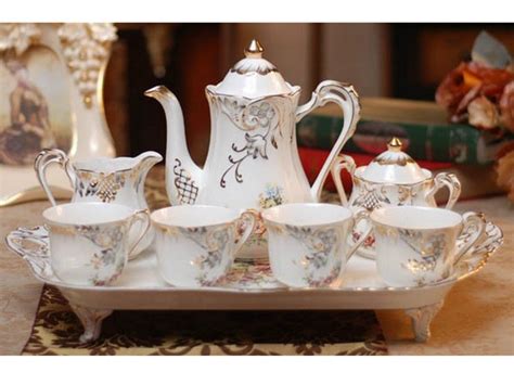 Classic 10 Piece Fine Porcelain Floral Tea Set – Samiksha's