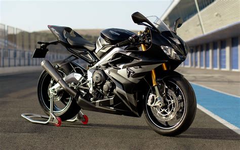 Triumph Daytona Moto2 765 Edition limitée 2020 - Fiche moto - Motoplanete