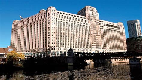 Merchandise Mart | building, Chicago, Illinois, United States | Britannica