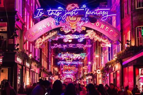 Where to See Christmas Lights in London 2022 | Love and London