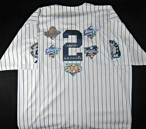 derek-jeter-signed-jersey-2 - Memorabilia Center