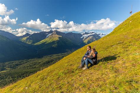 21 Best Places to Go Hiking in Alaska | Celebrity Cruises