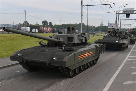 T-14 Armata in a convoy during practice for the 2020 Victory Parade : r/TankPorn