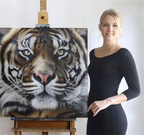 An Artist Makes Remarkable Hyper-Realistic Wildlife Paintings | Funotic.com