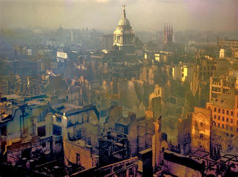 London after a German air raid, 1940 - Rare Historical Photos