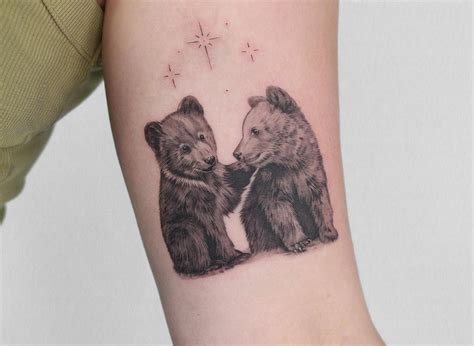 Details 65+ small bear cub tattoo - in.cdgdbentre