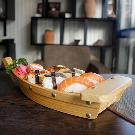 1pc Wooden Sushi Plates Tray Dish Boat Shaped Platter Pine Creative ...