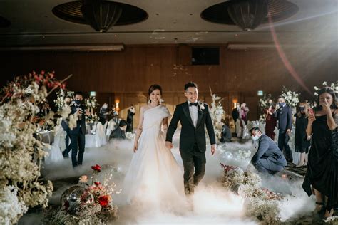 Amanda and Kevin's Magical Wedding at The Ritz-Carlton Millenia, Singapore