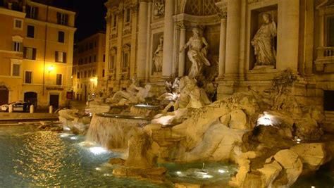 Night View Over Fontana Di Trevi In Rome. Stock Footage Video 6737743 - Shutterstock