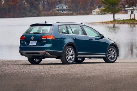 2019 Volkswagen Golf Alltrack Prices, Reviews, and Pictures | Edmunds