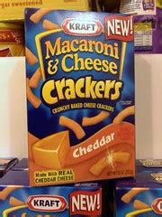 Dave's Cupboard: Kraft Macaroni & Cheese Crackers