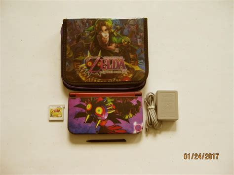 Red Nintendo New 3ds xl w Ocarina of Time & More!!!