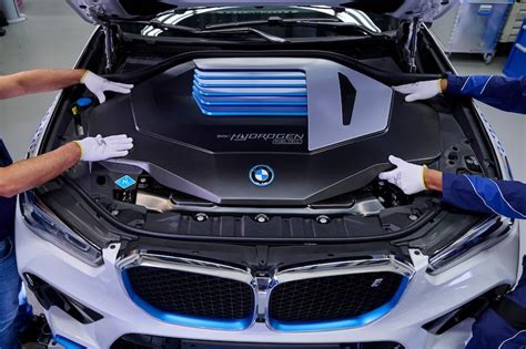 BMW Group commences production of small-series hydrogen-powered model ...