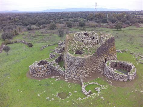 Nuraghe Losa | SardegnaTurismo - Sito ufficiale del turismo della ...