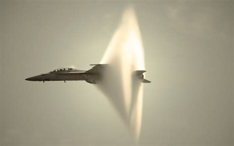 aerodynamics - How are condensation cones created by supersonic ...