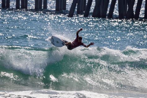 Griffin Colapinto Surfing in the Vans US Open of Surfing 2018 Editorial ...