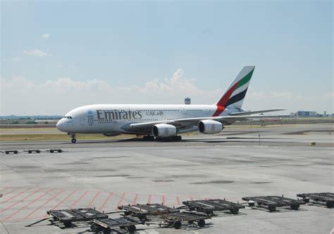 Spotting Emirates' Airbus A380 @ Johannesburg Airport | Havayolu 101