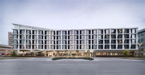 AC Hotel Dallas by the Galleria / 5G Studio Collaborative | ArchDaily