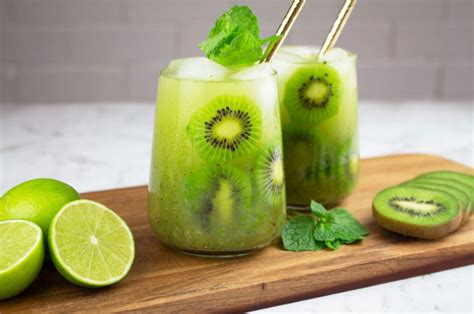 Kiwi Mocktail | Kiwi Mojito Non Alcoholic Drink - The Mindful Mocktail