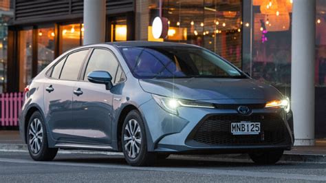 Autofile - News / Toyota NZ boosts hybrid numbers