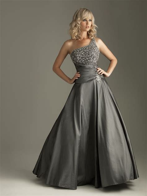 Modest Prom Dress : Prom Dresses Modest Style | Modest Prom Dress | Pinterest | Classy chic ...