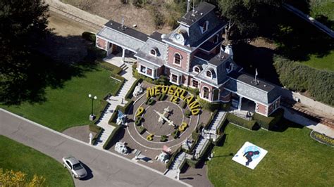 Michael Jackson's Neverland ranch finally sells - but for fraction of ...