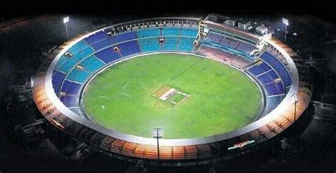 Page 3 - The 5 biggest cricket stadiums in India