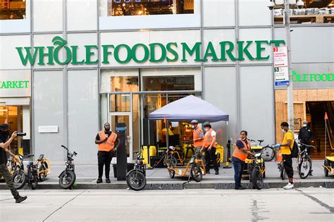 Exclusive | Whole Foods shoppers balk at paying $9.95 delivery fee