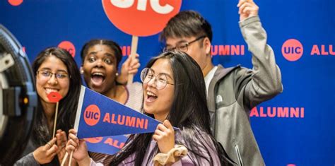 Get Involved | Advancement | University of Illinois Chicago