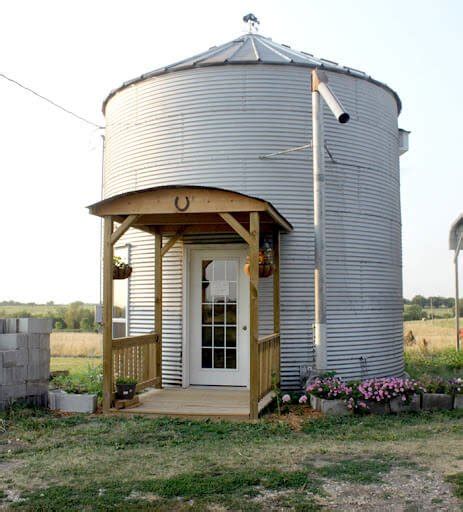 How to Build a Grain Bin House | SANI-TRED®