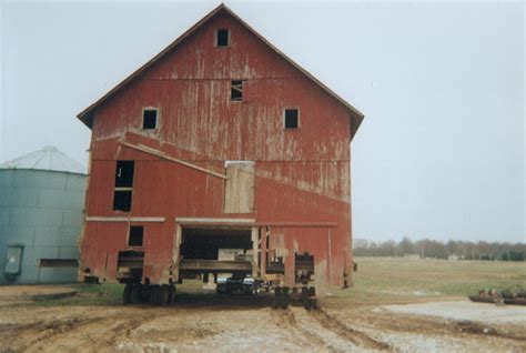 Moving & Shoring Barns - Livestock Buildings - Grain Bins