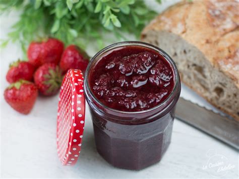 Confiture de rhubarbe maison - La Cuisine d'Adeline