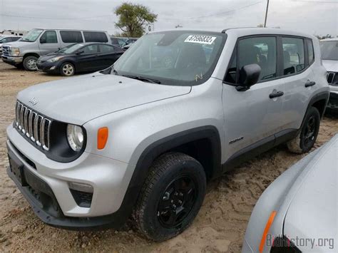 Report ZACNJDAB6MPN20730 JEEP RENEGADE 2021 SILVER GAS - price and damage history