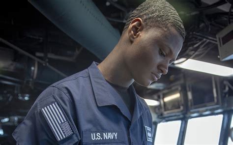 Navy to roll out its ‘common sense alternative’ to coveralls by year’s end | Stars and Stripes