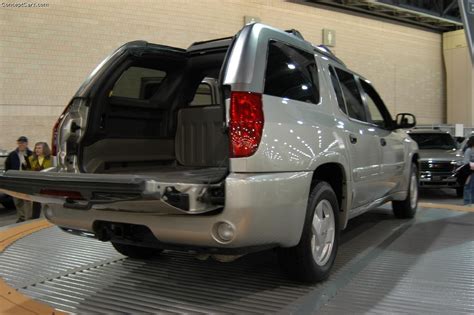 GMC Envoy XUV:picture # 11 , reviews, news, specs, buy car