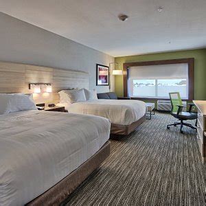 HOLIDAY INN EXPRESS & SUITES ROSWELL, AN IHG HOTEL $127 ($̶1̶8̶9̶) - Updated 2022 Prices ...