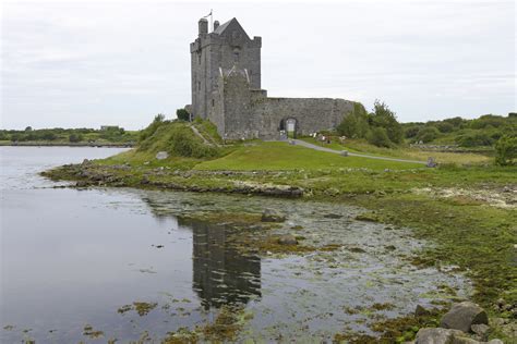 Kinvara - Dunguaire Castle (1) | Burren | Pictures | Ireland in Global-Geography