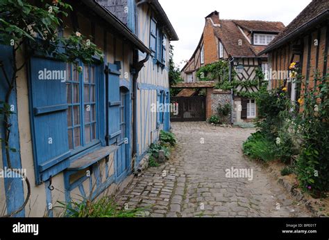 Medieval village of Gerberoy, France Stock Photo - Alamy