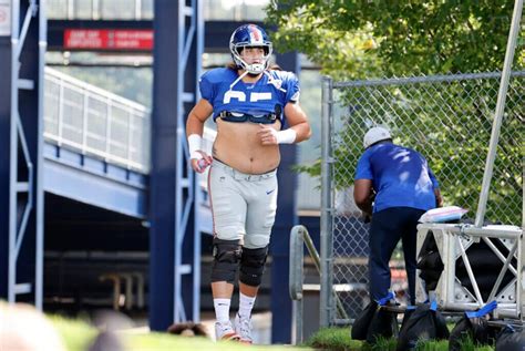 Giants OL Nick Gates still recovering from gruesome leg injury: ‘I just ...